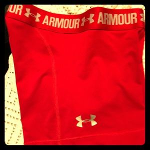 Under armor spandex shorts